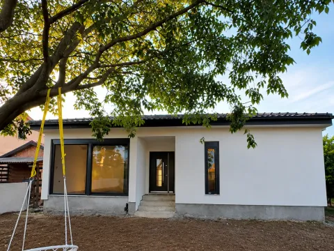 Prodaja, kuća, 125m², Donja Gorica, Podgorica - image 2