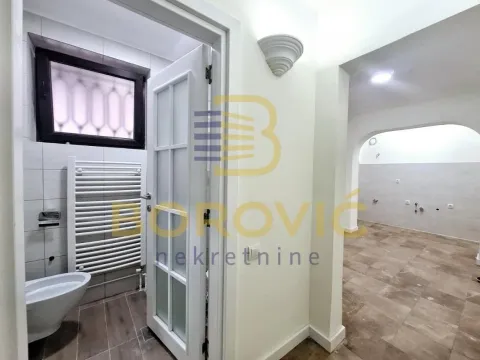 Rent, four bedroom apartment, 65m², Lekino Brdo, Voždovac Sve Podlokacije - image 14