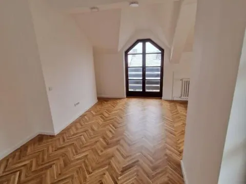 Rent, house, 180m², Autokomanda, Voždovac Sve Podlokacije - image 9
