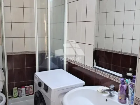 Prodaja, trosoban stan, 69m², Čubura, Beograd - image 18