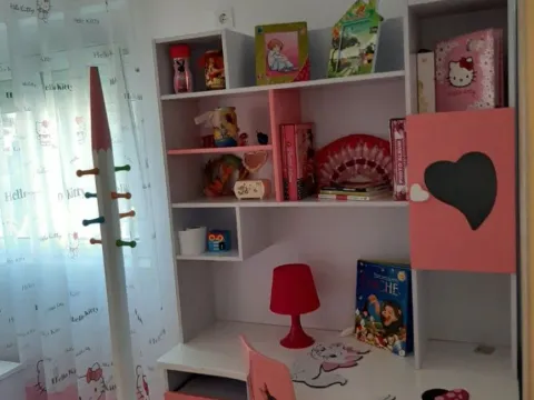 Izdavanje, kuća, 300m², Burtaiši, Bar - image 9