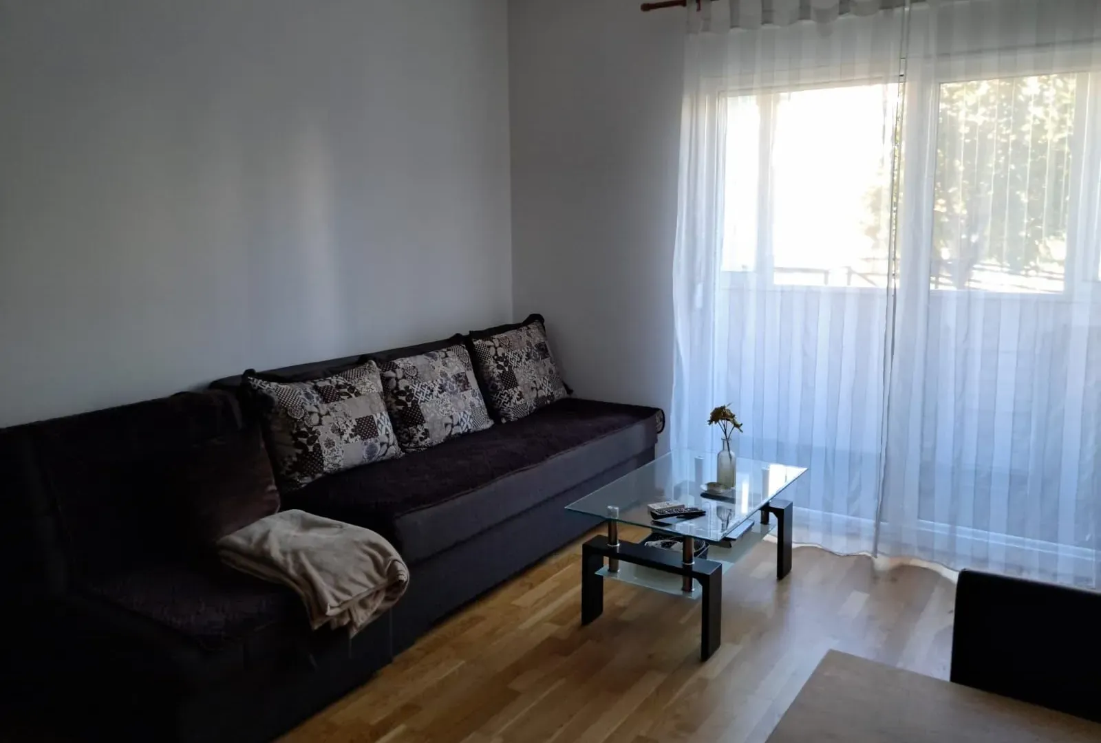 Izdavanje, kuća, 29m², Ljubović, Podgorica
