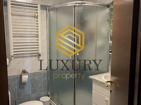 Izdavanje, trosoban stan, 130m², Stari Aerodrom, Podgorica - image 7