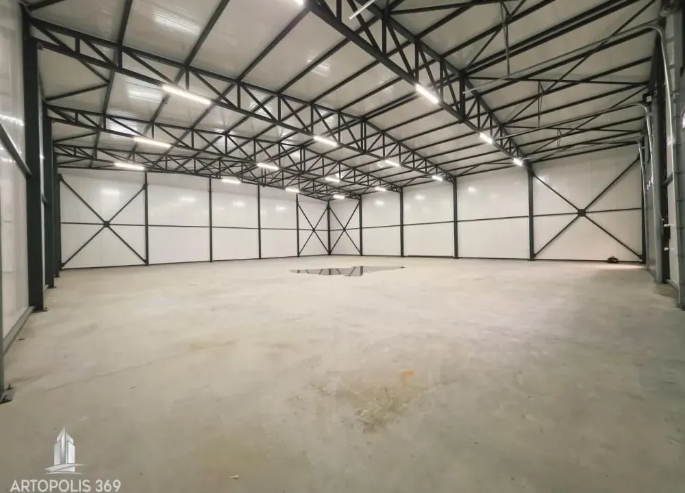 Izdavanje, poslovni prostor, 560m², Leštane, Grocka