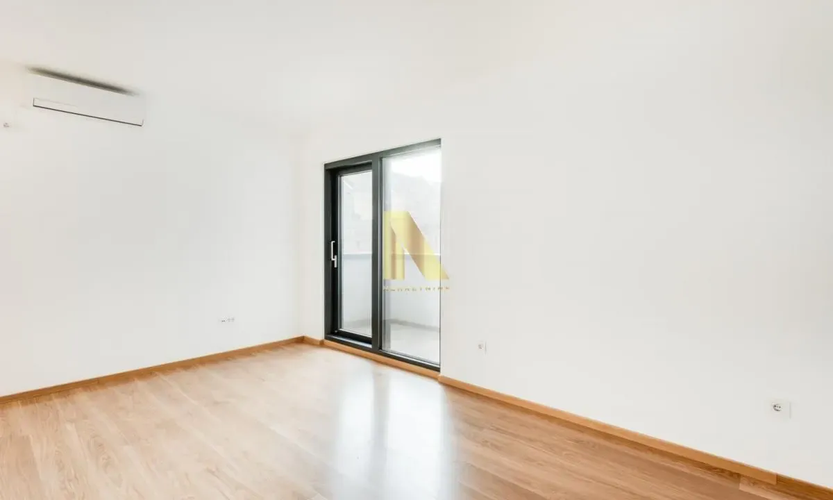 Prodaja, dvosoban stan, 49m², Centar, Novi Sad