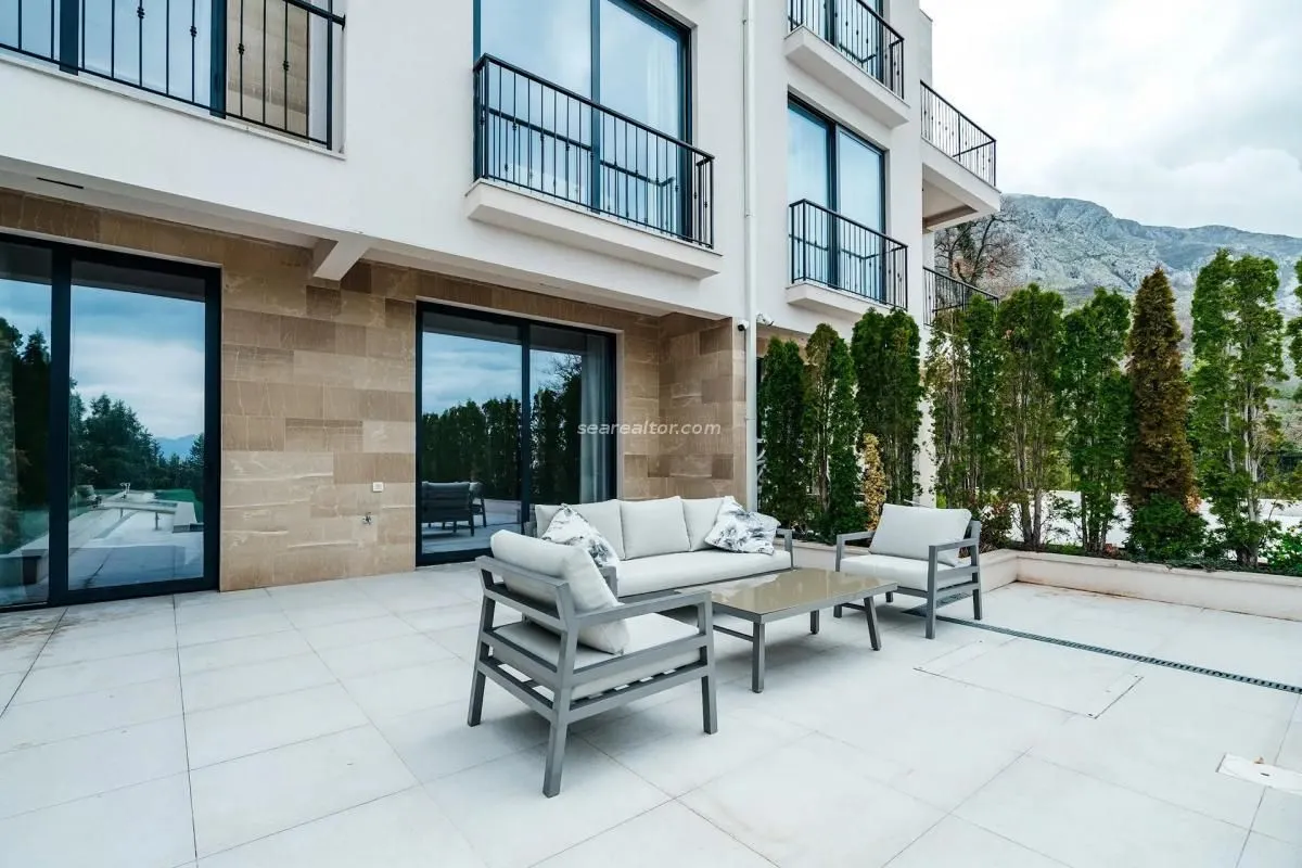 Sale, house, 220m², Reževići, Budva