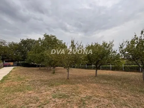 Prodaja, kuća, 151m², Čortanovci, Inđija - image 8