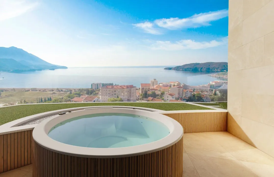 Sale, two bedroom apartment, 45m², Bečići, Budva