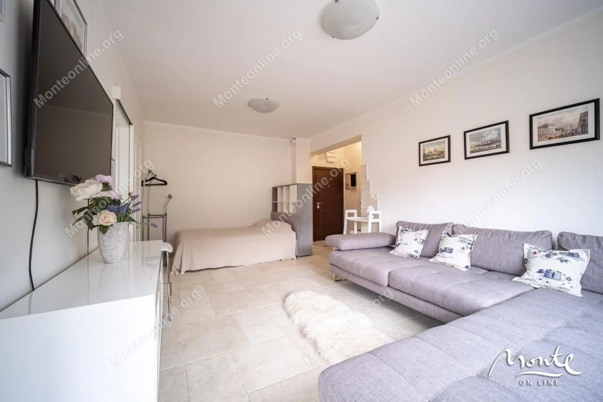 Prodaja, jednosoban stan, 59m², Dobrota, Kotor