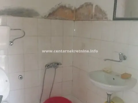 Prodaja, kuća, 48m², Stara Varoš, Podgorica - image 5