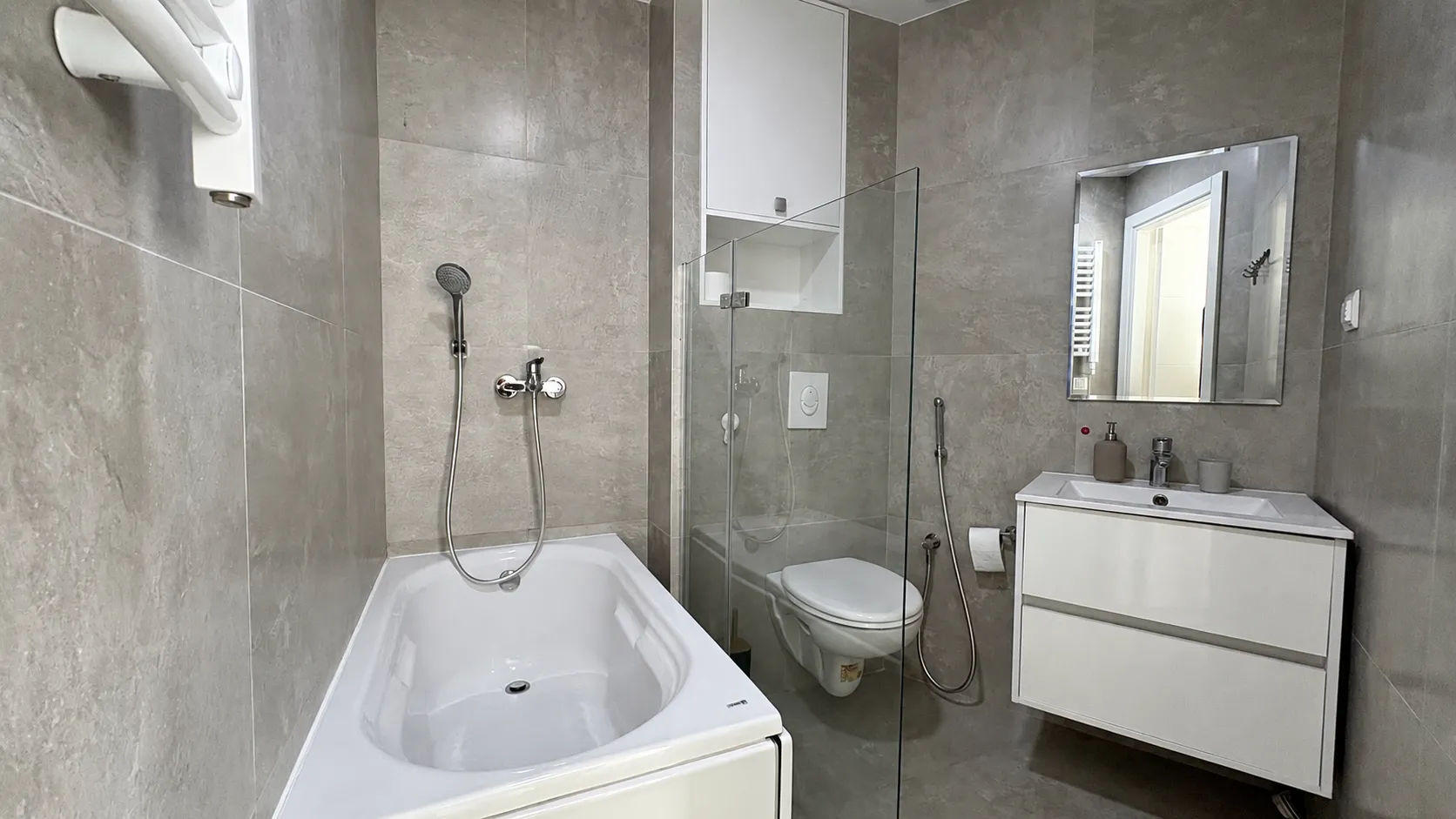 Prodaja, dvosoban stan, 55m², Mažina, Tivat