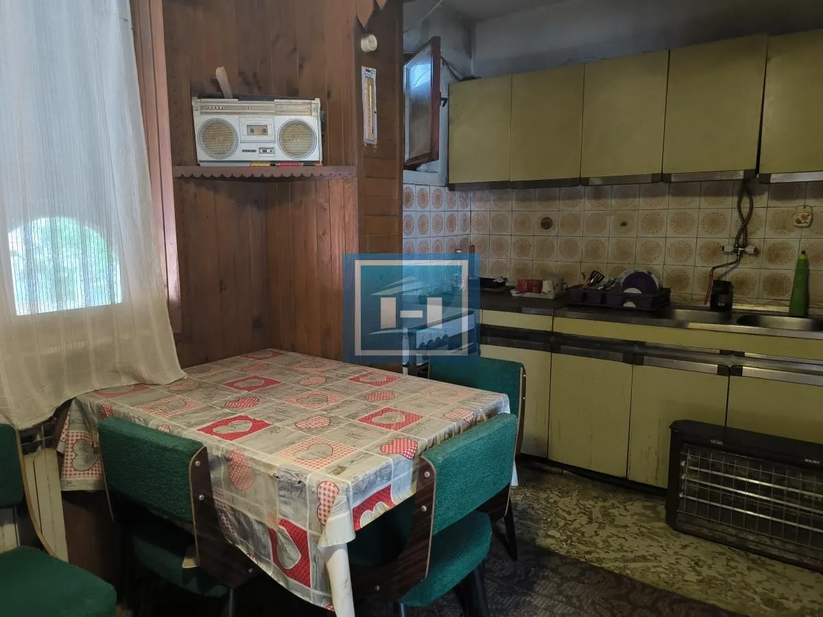 Prodaja, kuća, 824m², Brestovo, Despotovac