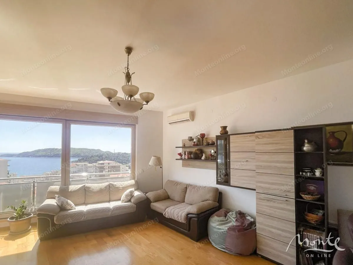 Sale, three bedroom apartment, 98m², Bečići, Budva