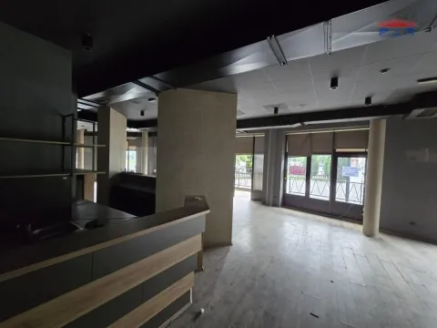Rent, office space, 246m², Železnička Stanica, Novi Sad Sve Podlokacije - image 3