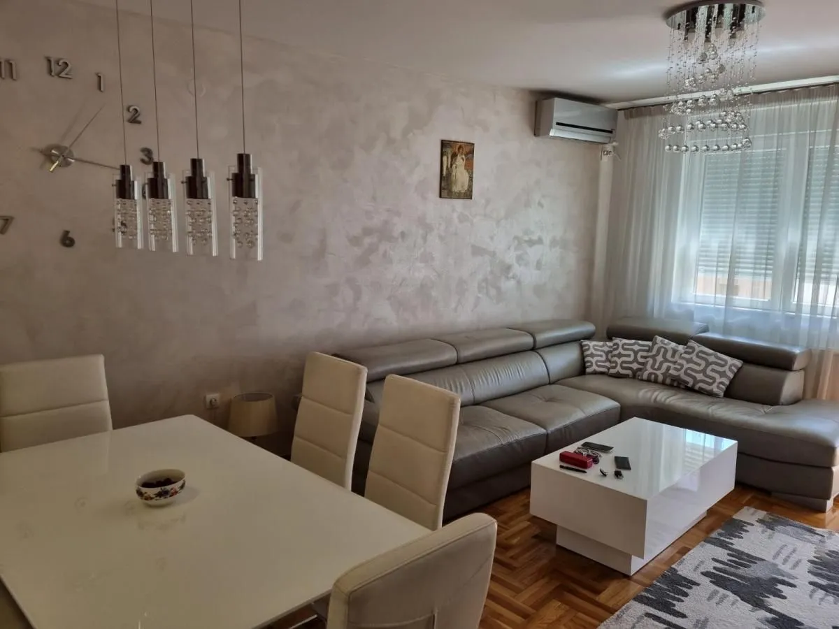 Prodaja, dvosoban stan, 66m², Nova Detelinara, Novi Sad Sve Podlokacije