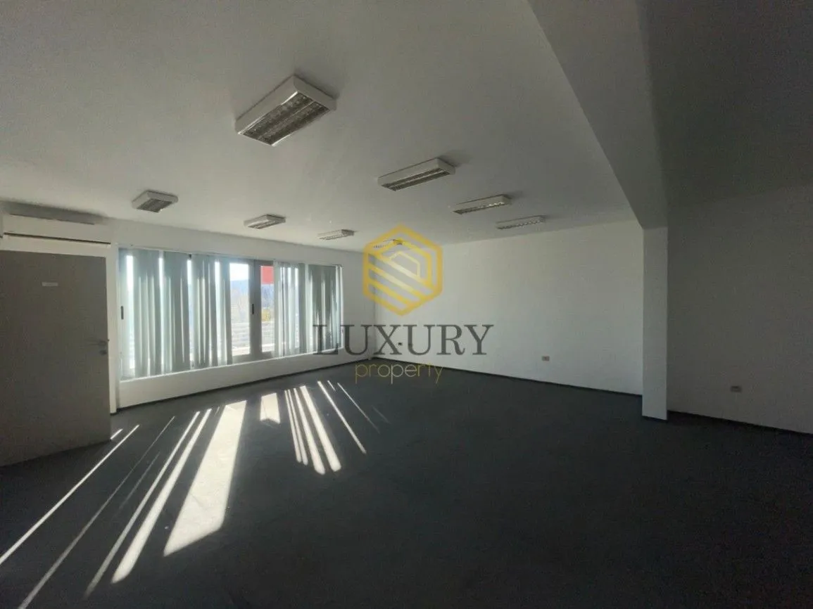 Rent, office space, 160m², Kod Big Fashion-a, Podgorica