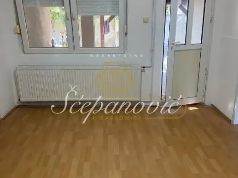 Prodaja, kuća, 150m², Centar, Novi Sad - image 9