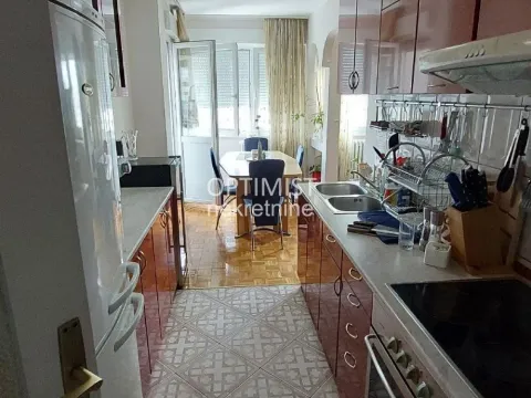 Prodaja, dvosoban stan, 71m², Novi Beograd Blok 38, Novi Beograd Sve Podlokacije - image 8