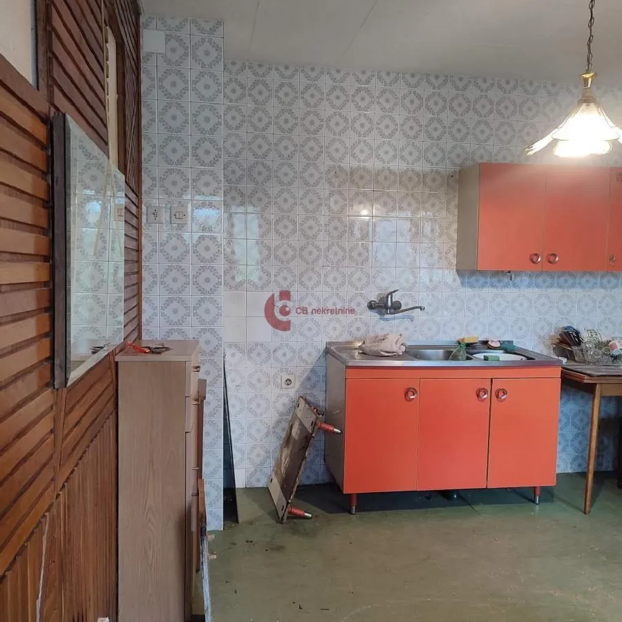Prodaja, kuća, 202m², Mali Radanovac, Subotica