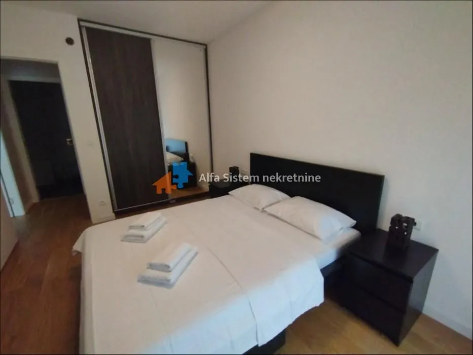 Izdavanje, trosoban stan, 88m², Trošarina, Voždovac Sve Podlokacije