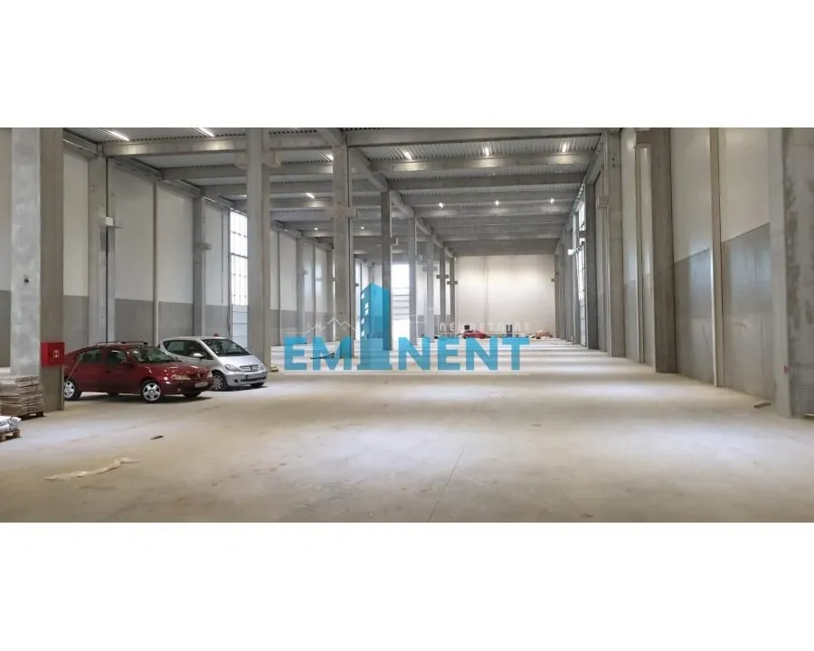 Sale, office space, 4500m², Centar, Stara Pazova