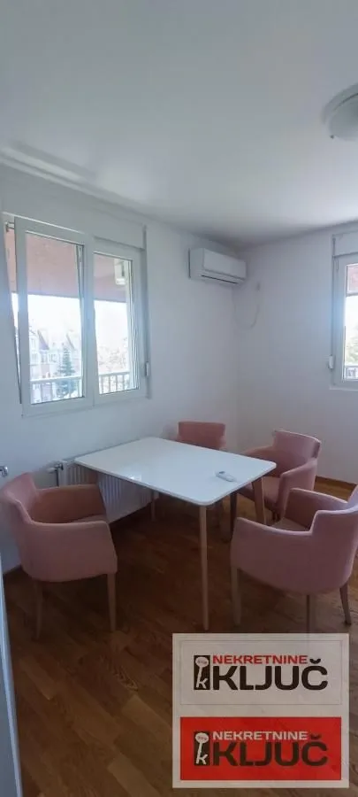 Prodaja, trosoban stan, 62m², Detelinara, Novi Sad Sve Podlokacije