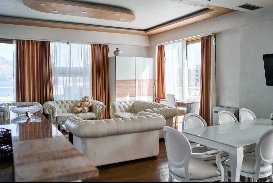 Rent, three bedroom apartment, 130m², Centar, Budva