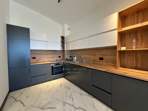 Rent, two bedroom apartment, 72m², Bjeliši, Bar - image 11