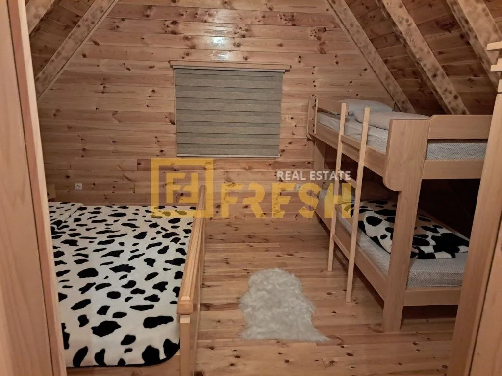 Prodaja, kuća, 110m², Žabljak, Crna Gora