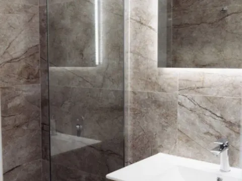 Sale, two bedroom apartment, 74m², Sveti Stefan, Budva - image 7