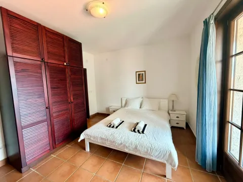 Sale, two bedroom apartment, 87m², Morinj, Kotor - image 14