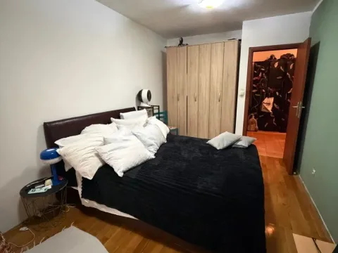 Prodaja, jednosoban stan, 45m², Stari Aerodrom, Podgorica - image 4