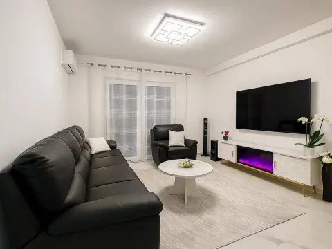 Sale, two bedroom apartment, 72m², Centar, Bar - image 4