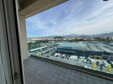 Izdavanje, dvosoban stan, 69m², Zabjelo, Podgorica - image 12