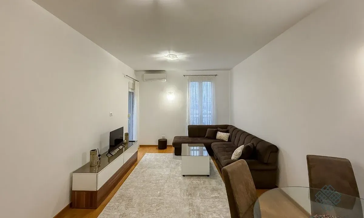 Rent, one bedroom apartment, 50m², Stari Aerodrom, Podgorica