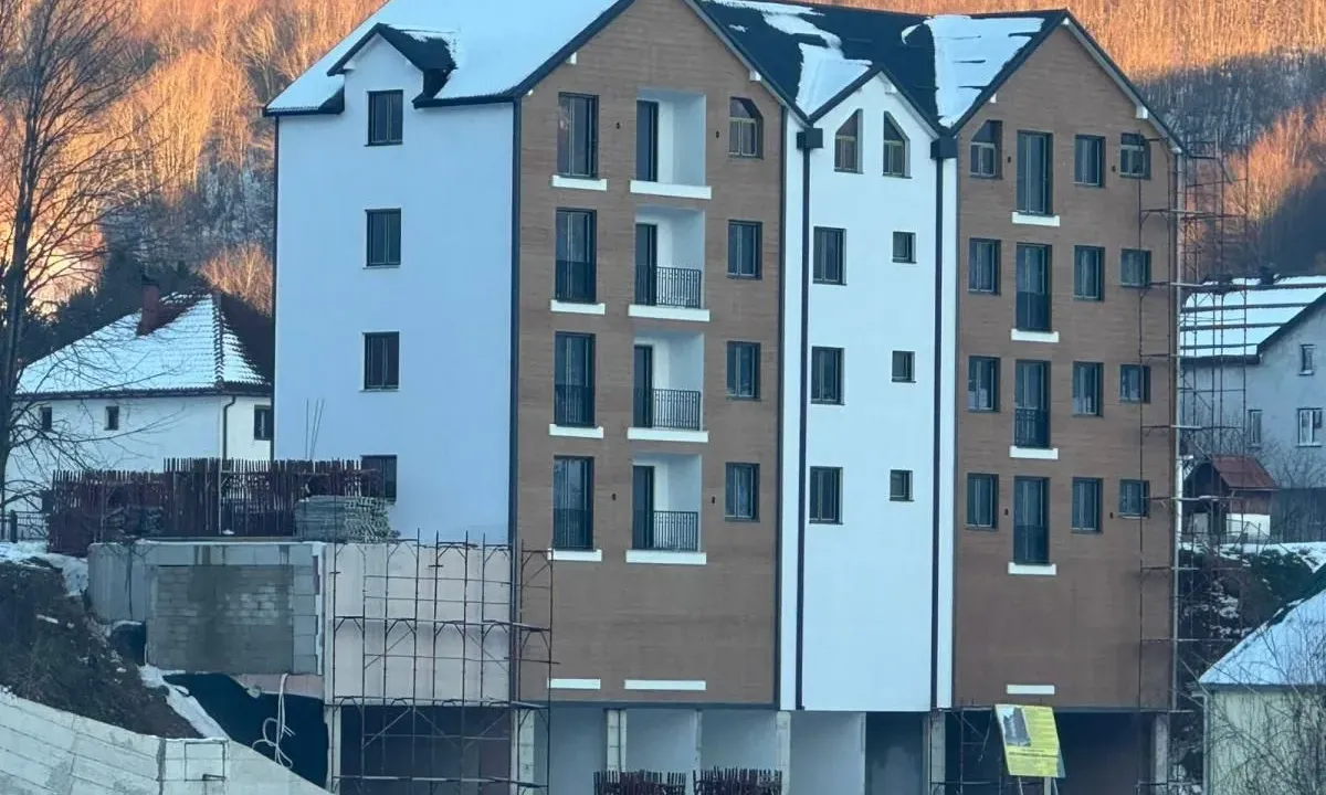 Prodaja, dvosoban stan, 81m², Kolašin, Crna Gora