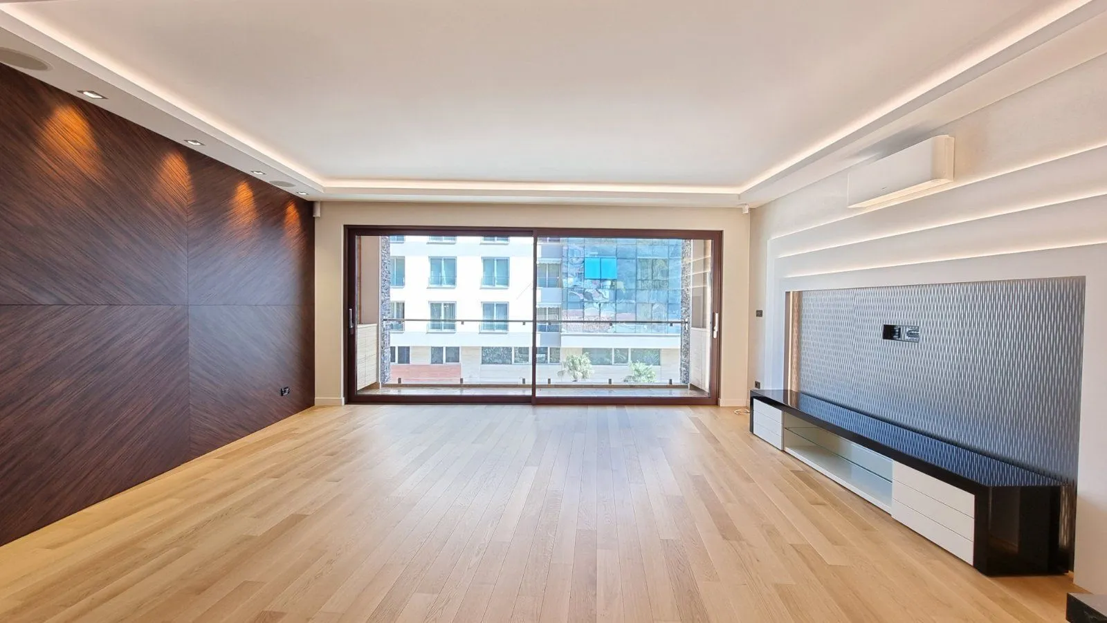 Sale, two bedroom apartment, 108m², Budva, Crna Gora