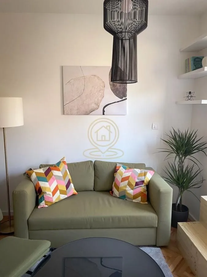 Rent, two bedroom apartment, 41m², Slavija, Vračar Sve Podlokacije