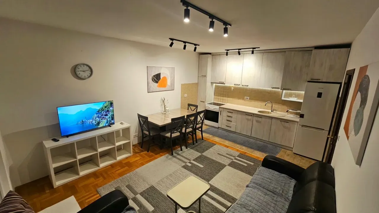 Rent, apartment, 66m², Stari Aerodrom, Podgorica