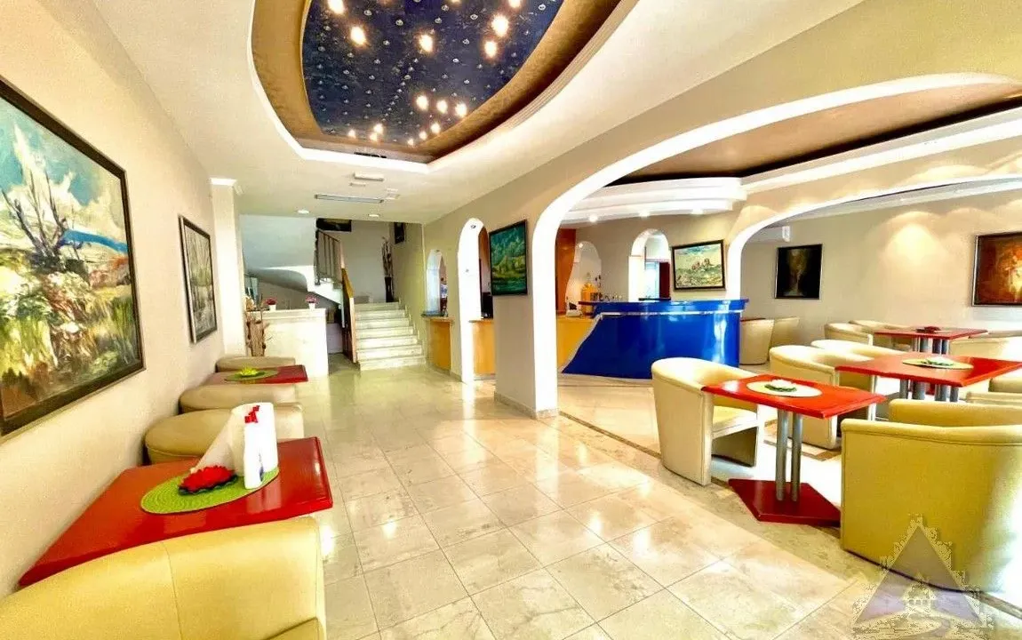 Sale, hospitality venue, 1300m², Budva, Crna Gora