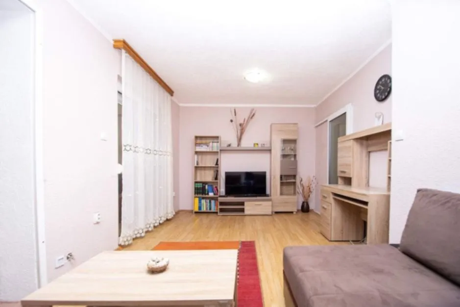 Rent, one bedroom apartment, 50m², Velji Vinogradi, Budva