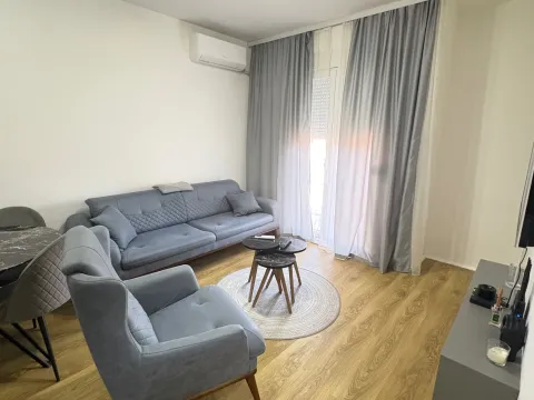 Izdavanje, jednosoban stan, 37m², Gruda, Cetinje - image 3