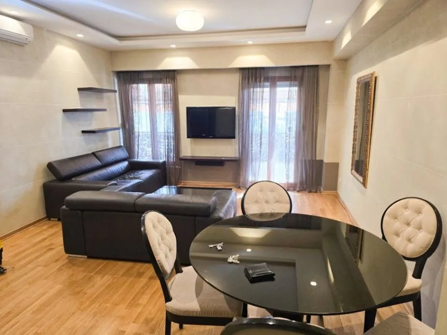 Izdavanje, jednosoban stan, 55m², Centar, Podgorica