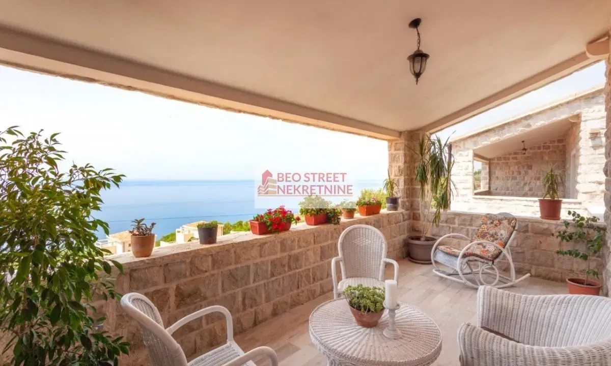 Sale, one bedroom apartment, 49m², Reževići, Budva