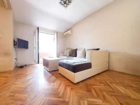 Izdavanje, stan, 40m², Ljubović, Podgorica