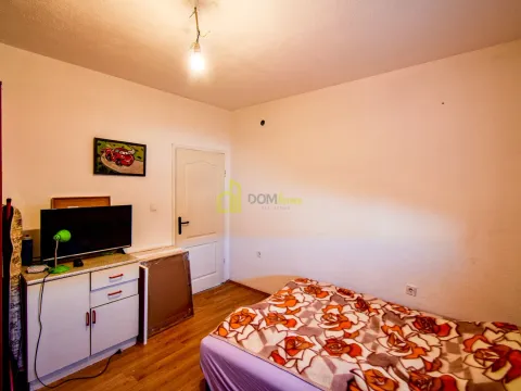 Prodaja, kuća, 200m², Donji Kokoti, Podgorica - image 16