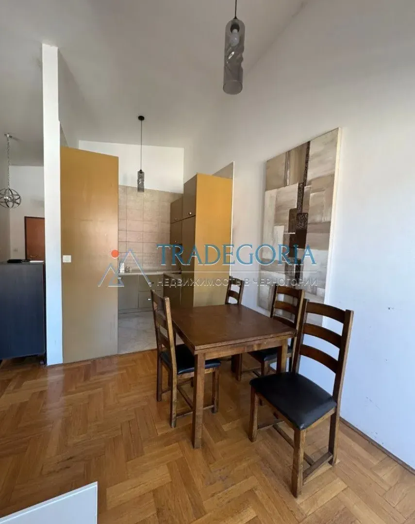 Prodaja, dvosoban stan, 87m², Bar, Crna Gora