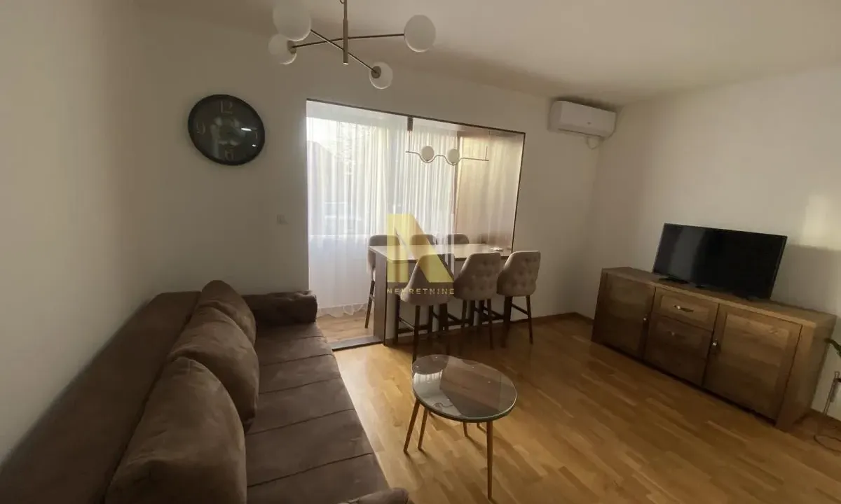 Izdavanje, dvosoban stan, 40m², Adice, Novi Sad Sve Podlokacije