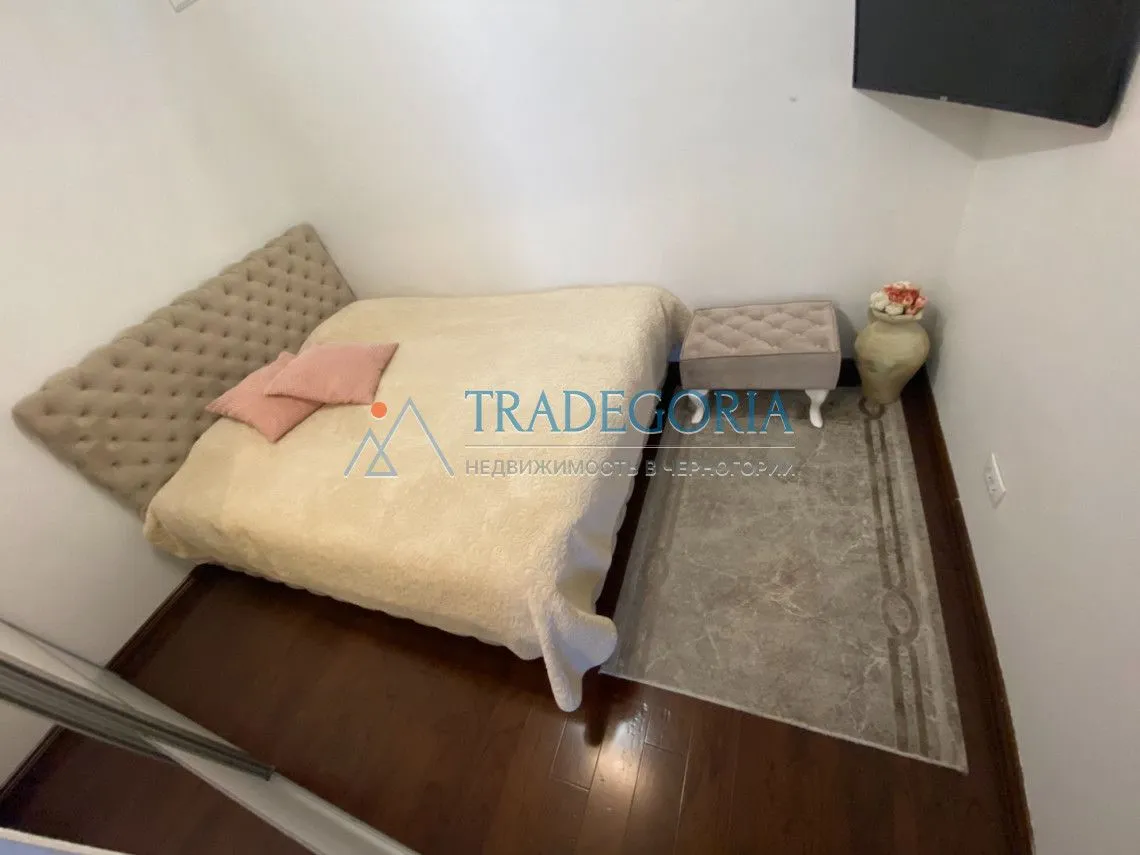 Prodaja, dvosoban stan, 73m², Bar, Crna Gora