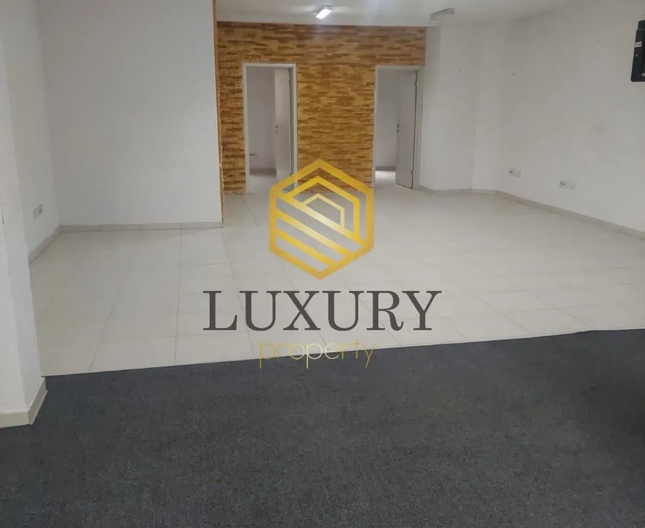 Izdavanje, poslovni prostor, 172m², 1 maj, Podgorica